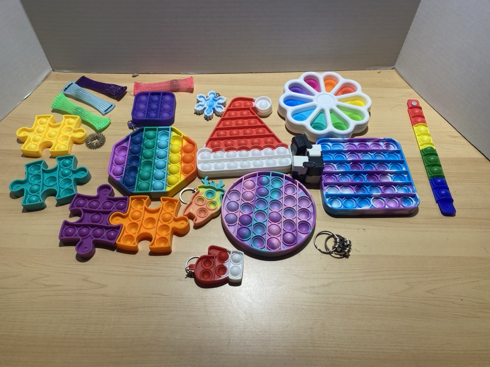 Lot Of  20 Figit Toys-Sensory Stress Relief Push Bubble Sets Pop It Etc