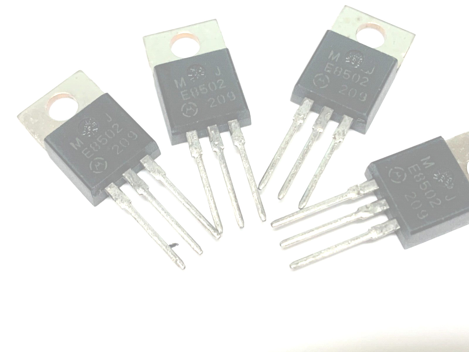 LOT OF 10 MJE8502 NPN Maximum Collector Emitter Voltage 700 V  Original MOTOROLA
