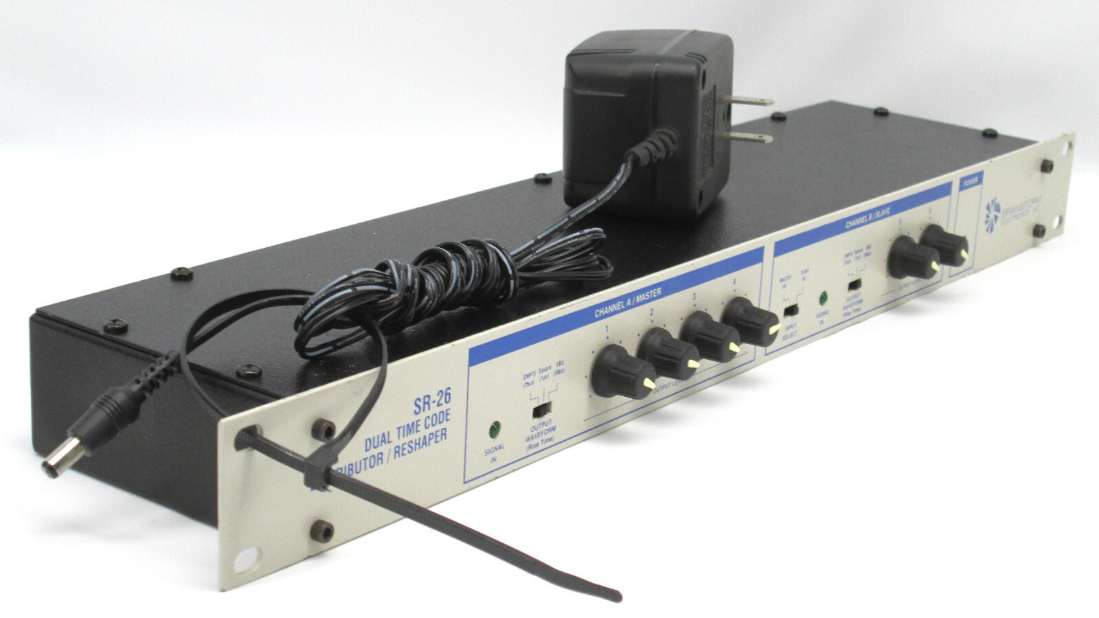 Brainstorm Electronics SR-26 Dual Time Code Distributor/Reshaper + PSU