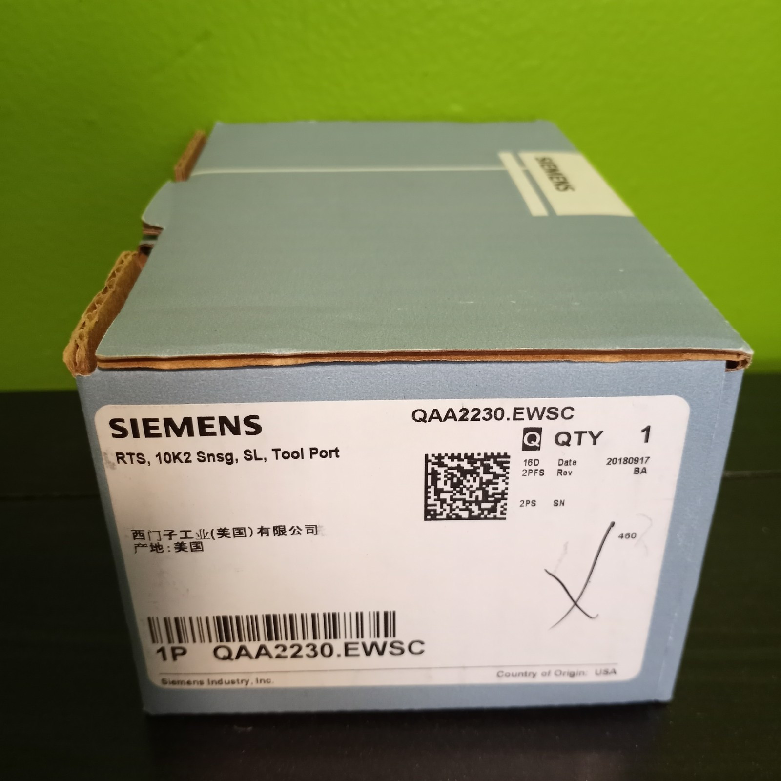 SIEMENS QAA2230.EWSC Room Temperature Sensor