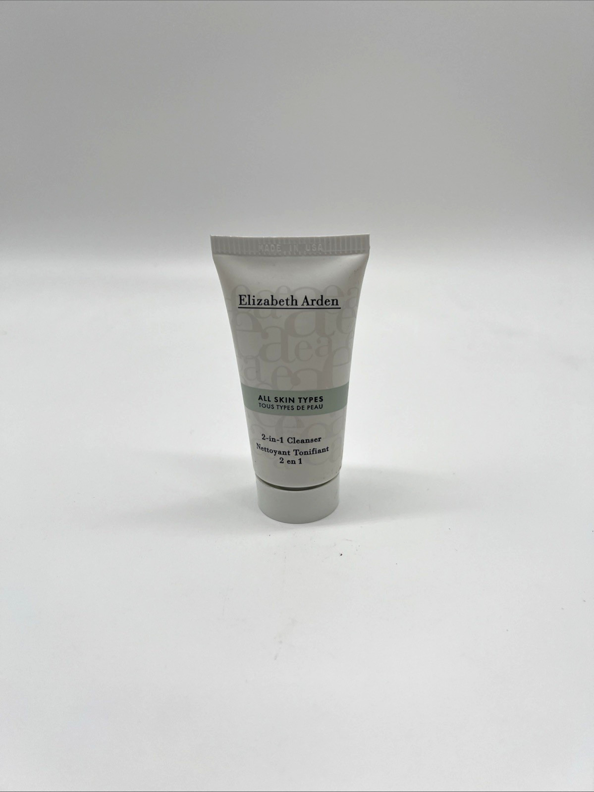 Elizabeth Arden 2-In-1 Cleanser All Skin Types Luxurious Refreshing - 1oz