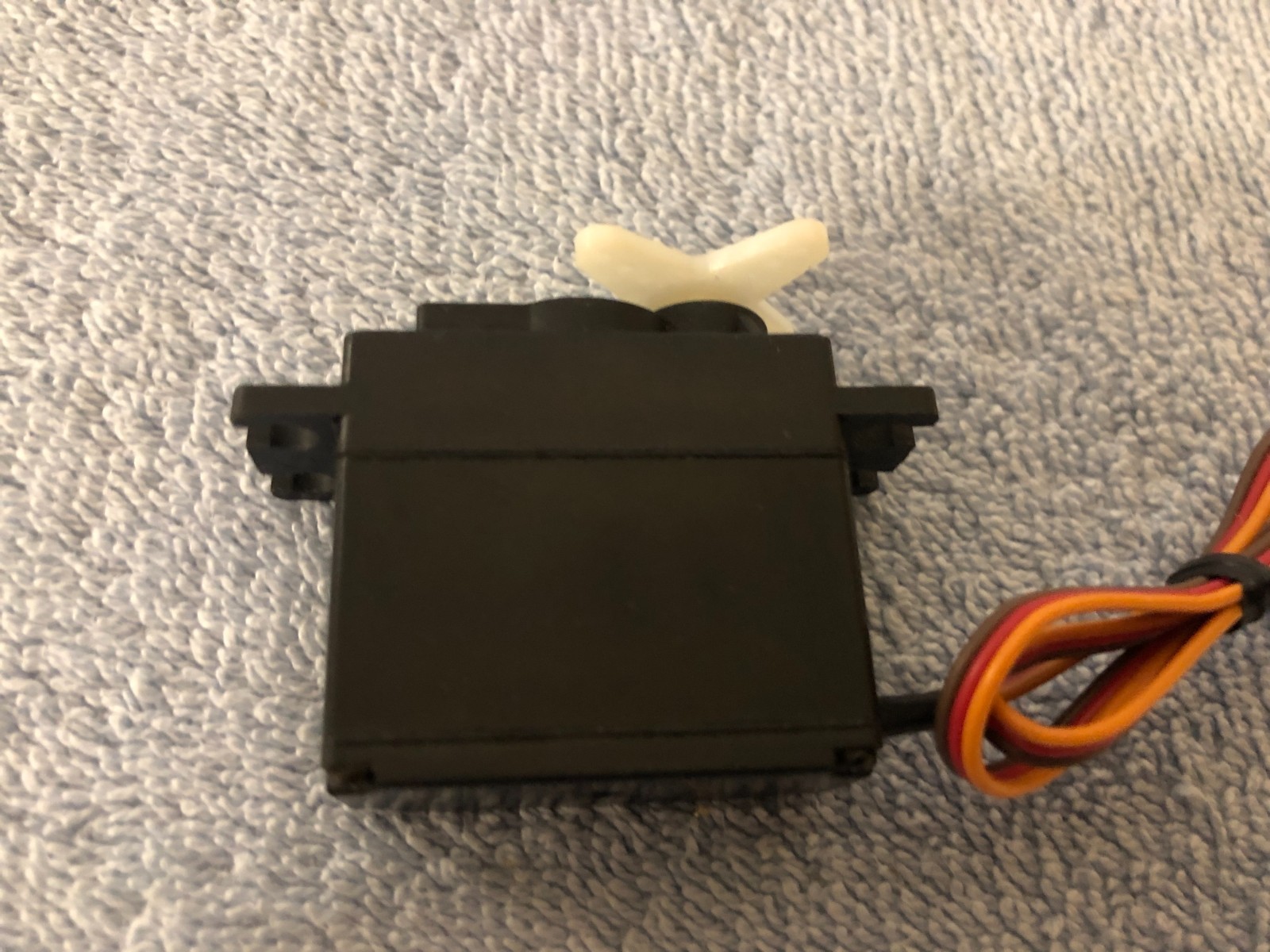 JR NES- 8101 - Ultra Precision Servo