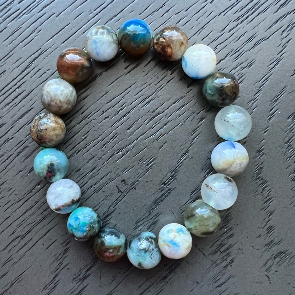 Azurite with quartz bracelet 11mm