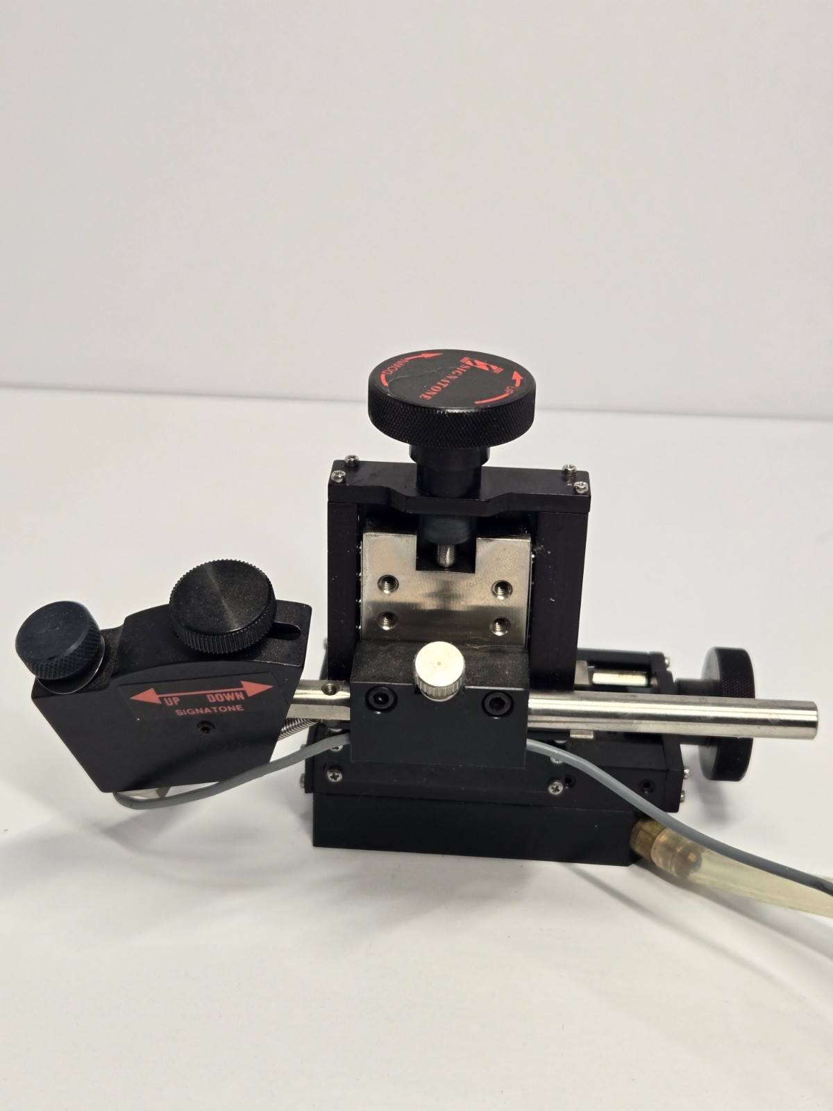 SIGNATONE S-926 PLV MICRO POSITIONER & PROBE - NICE