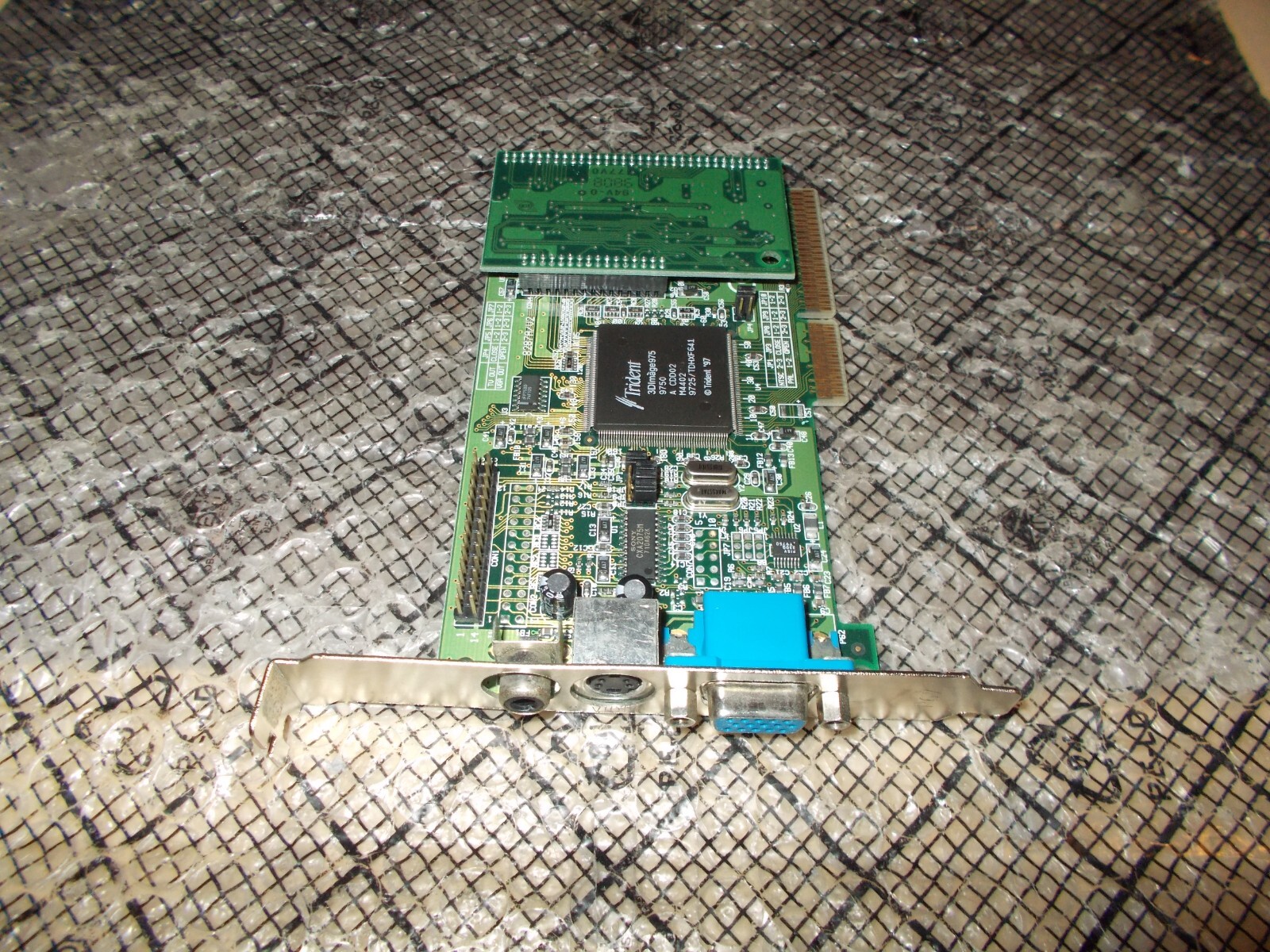 Jaton VCTR8287AGP Trident 3DImage975 4MB (2+2) VGA 2X AGP Video Card TV873D&TV