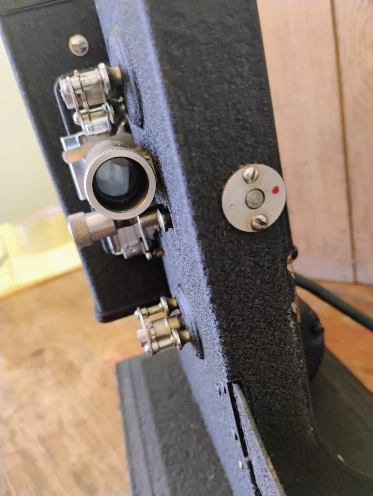 Kodascope Eight Model 40 8mm Silent Film Projector Testes Working