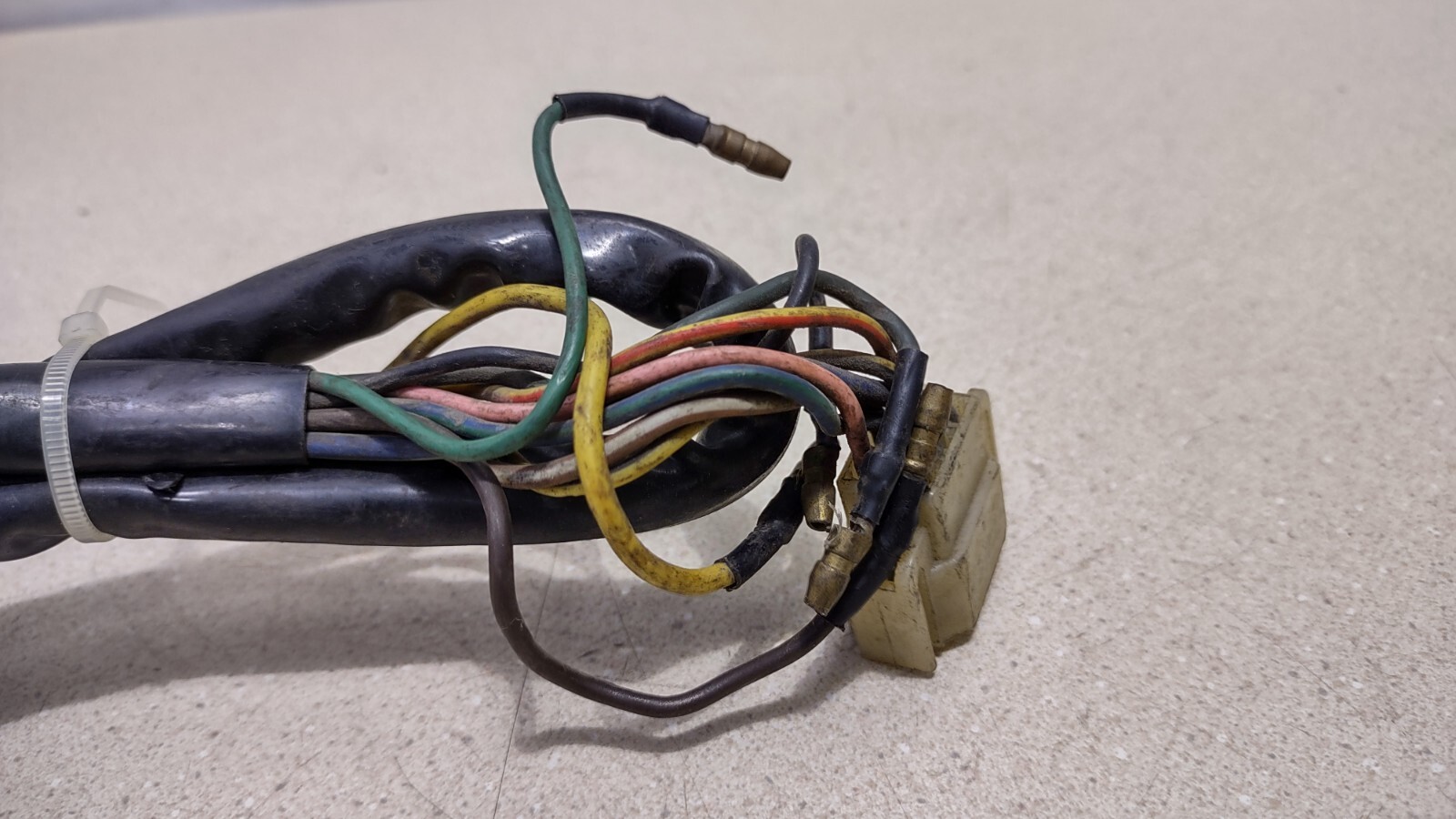 1982 Yamaha Virago XV920 Left Handlebar Switch Lighting Switch #PL-222