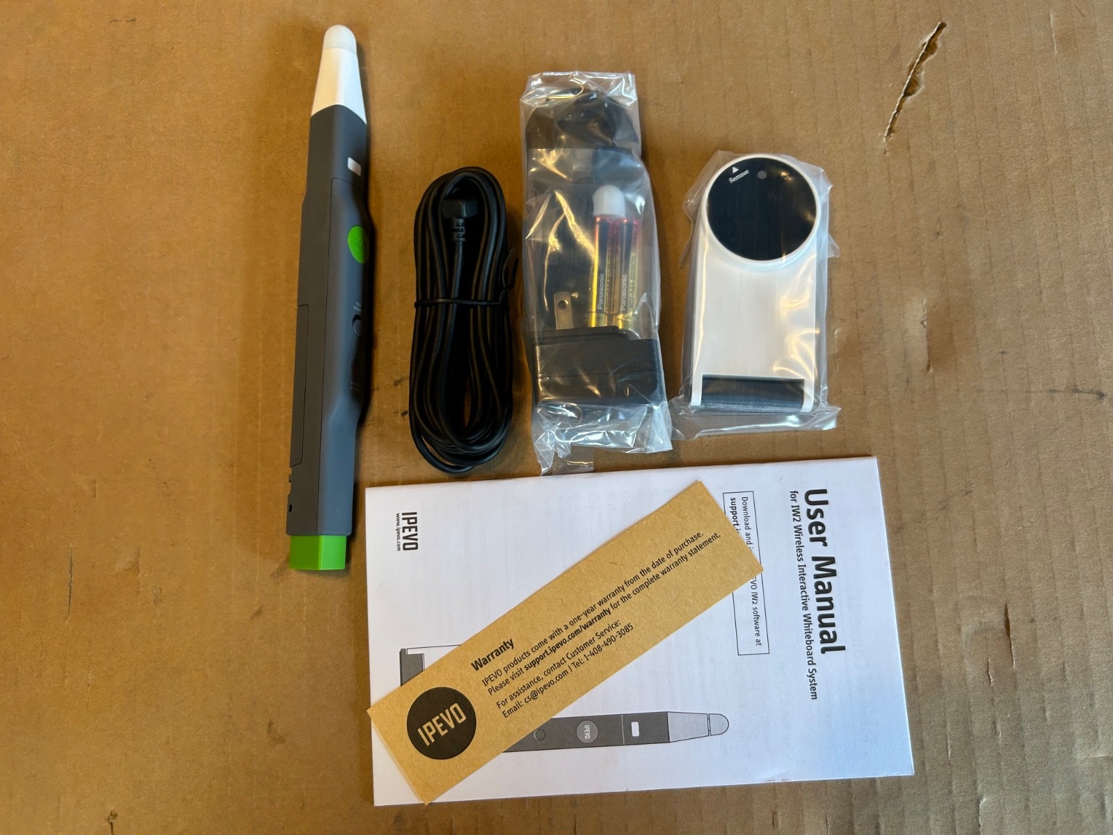 IPEVO IW2 Wireless Interactive Whiteboard System Pen & Accessories