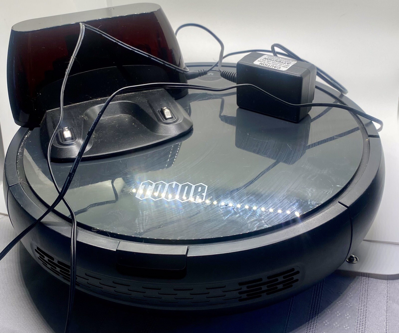 Tonor Robot Vacuum Cleaner Parts Or Repair Model 13 With Charging Base Adapter