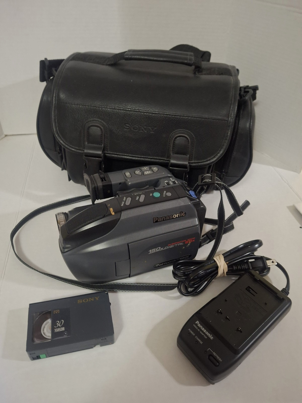 Panasonic Palmcorder 150X Digital HD PV-L501D VHS-C Camcorder Records-Plays-Zoom