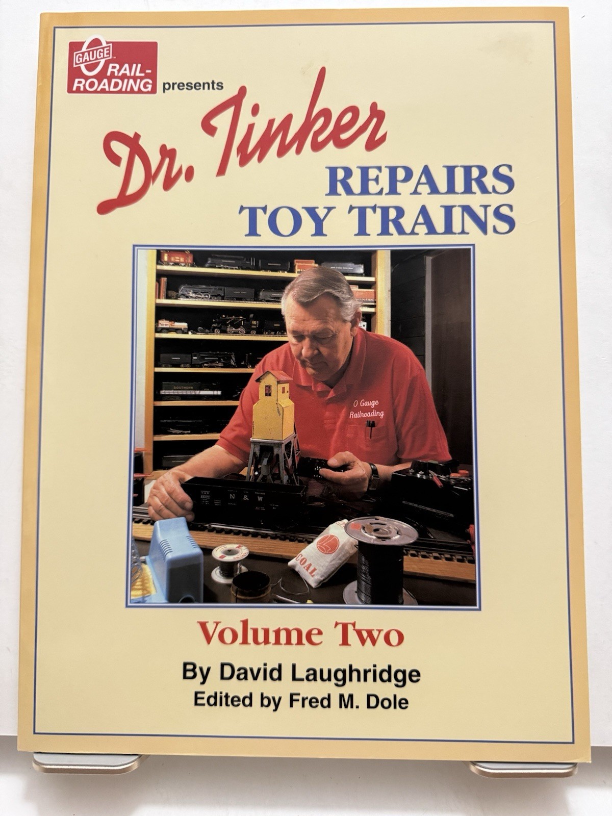 Dr Tinker Repairs Toy Train,  Vol. 2 , Paperback