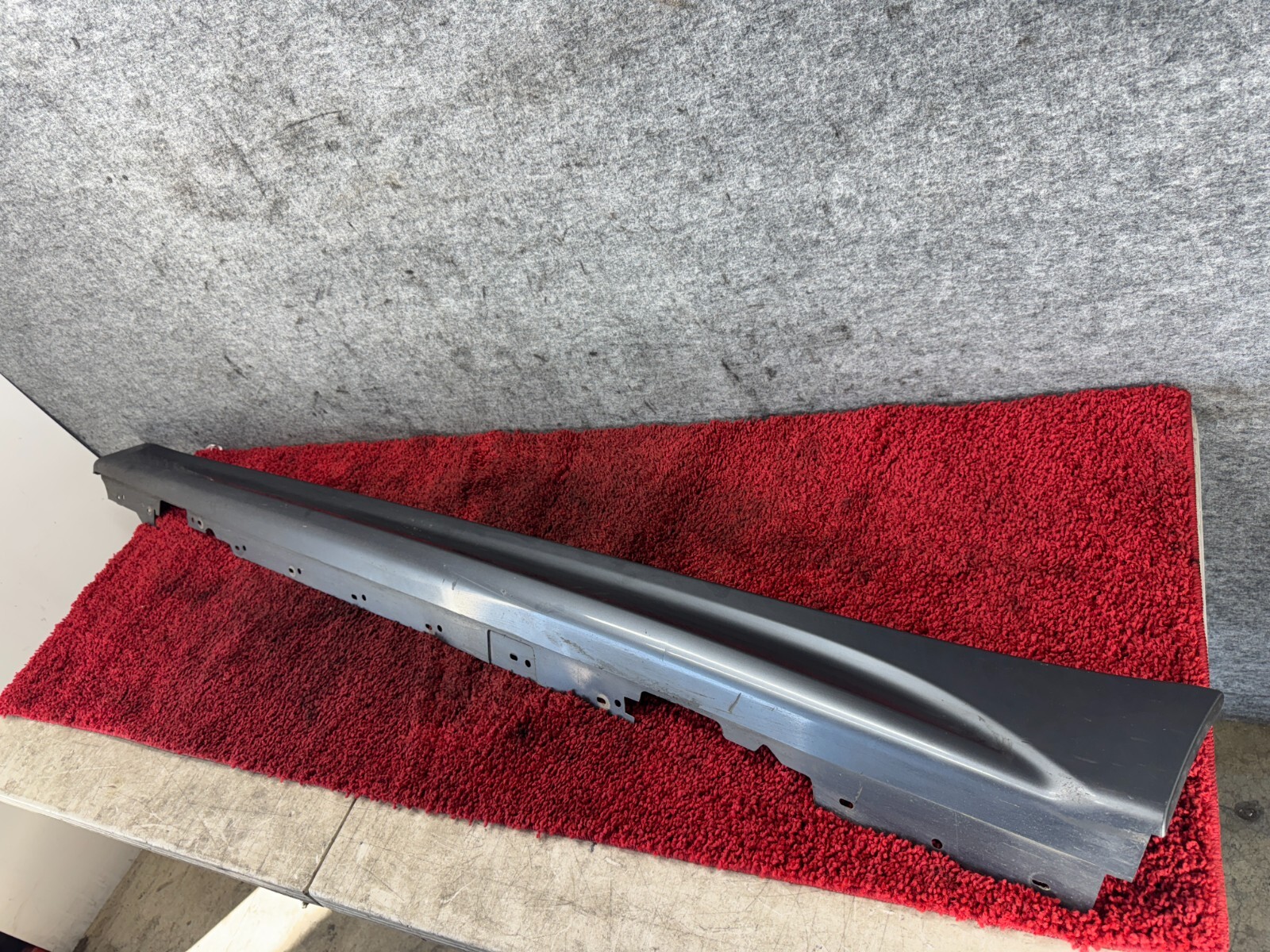 BMW 2012-2018 F30 F31 M-Sport Left Driver Side Rocker Panel Gray B39 OEM 95K