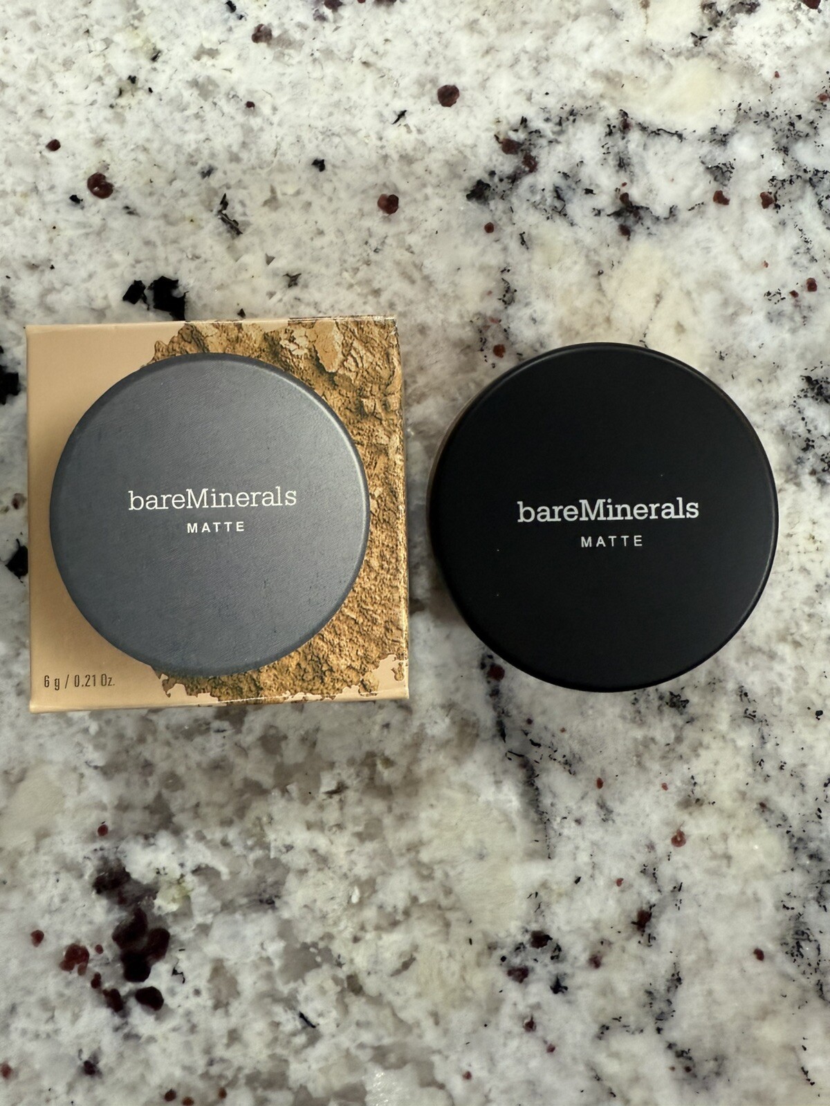 Bare Minerals Fairly Light Powder. Free Shipping.