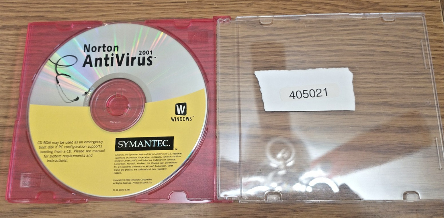 Vintage Norton AntiVirus 2001 CD Symantec Windows 95 98 ME 2000 PC Software
