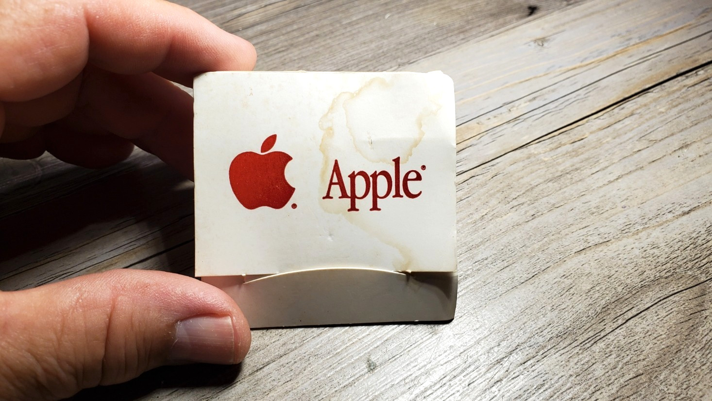 Vintage 1980 Apple Computer Collectable Golf Tees Matchbook w/ Ball marker set