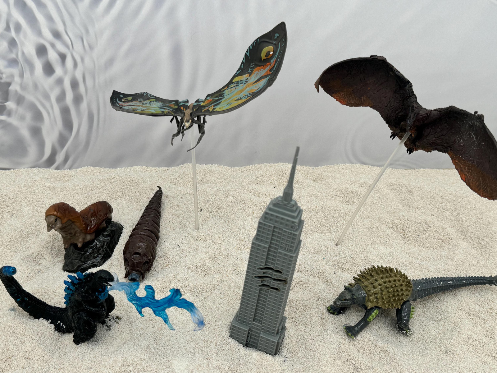 Godzilla Aquarium Decor: Food-Safe Kaiju Theme