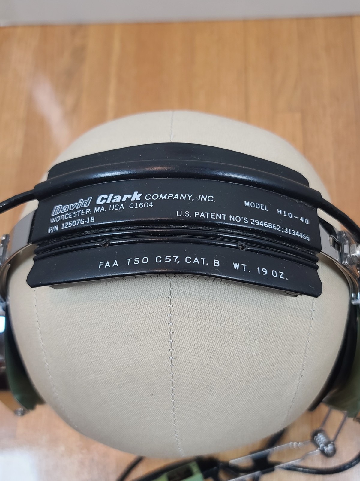 David Clark Model H10-40 Aviation Headset/ M-3 Microphone Dual Plugs