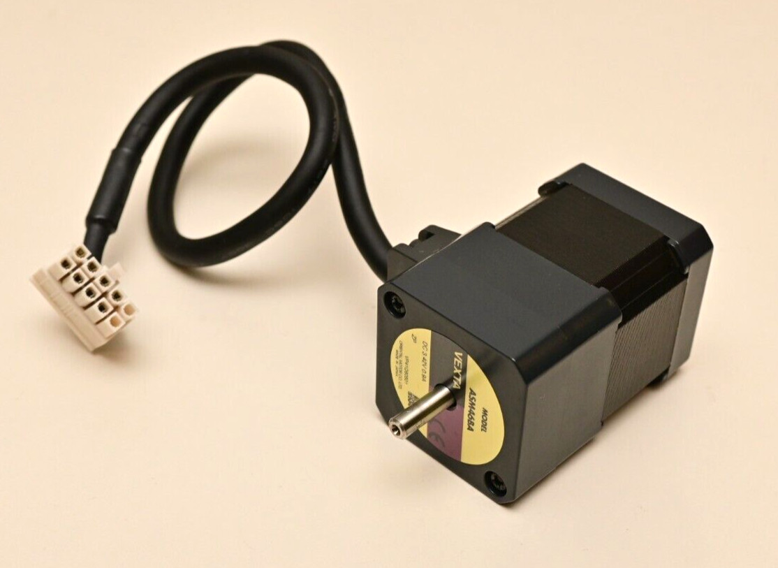 Oriental Motor VEXTA ASM46BA Dual 5mm Shaft 3.42V 0.9A AlphaStep NEMA 17