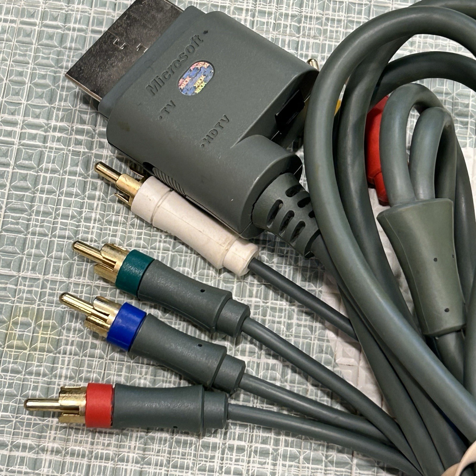 Genuine Microsoft Xbox 360 Component HD AV Cable Grey Gray OEM