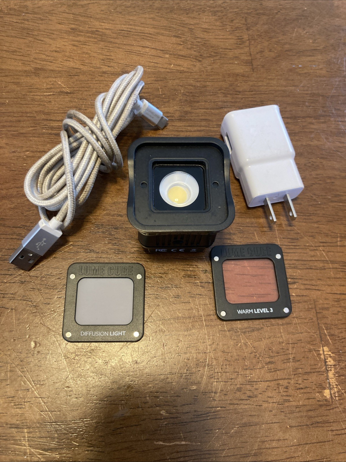 Lume Cube LC-V2 Waterproof LED Light With Filters And Cable