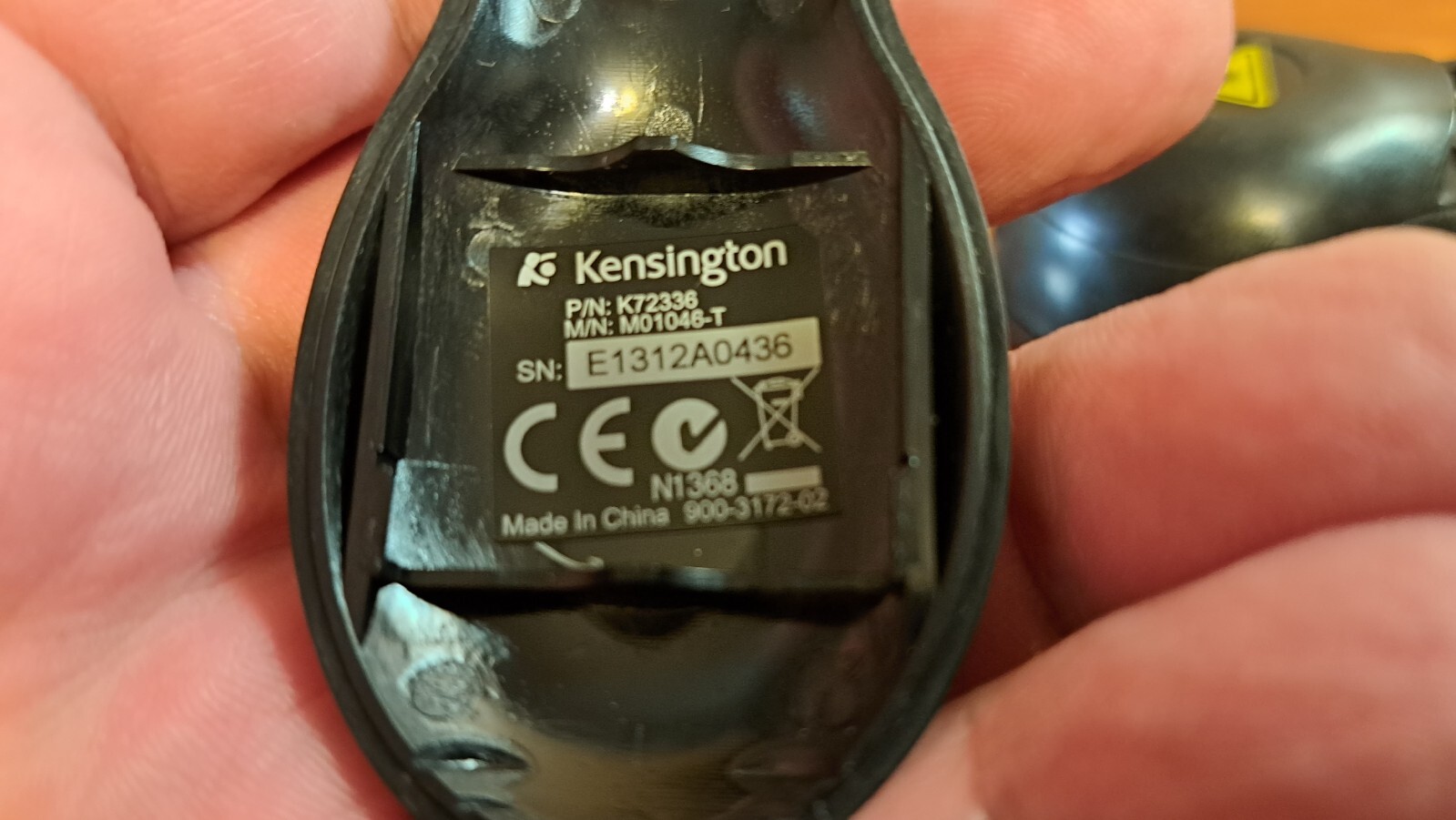 GENUINE KENSINGTON M01046-T WIRELESS PRESENTATION REMOTE