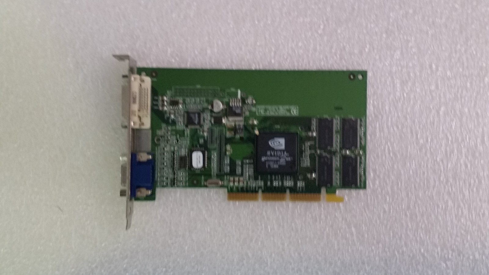LOT of 10 X HP P2075-69501 /5065-4231 NVIDEA Geforce2 32MB AGP VIDEO CARD VGA/DV