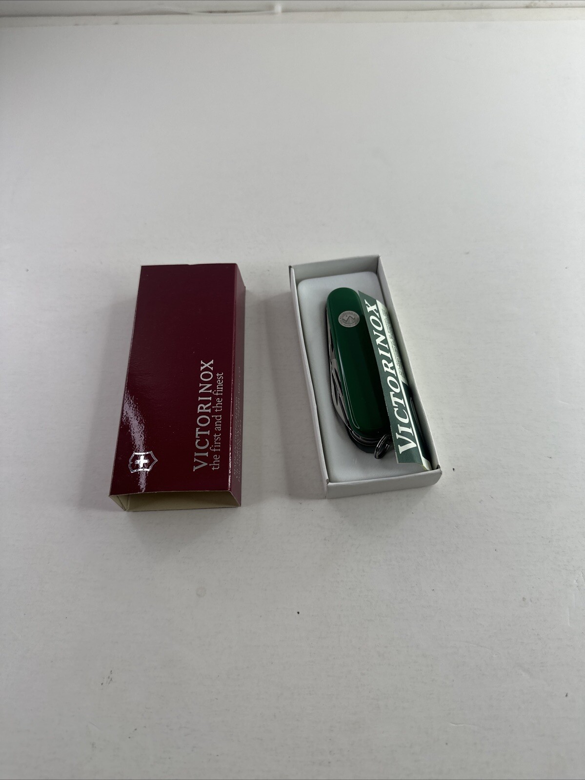 MINT VICTORINOX Green The Wilderness Society Spartan EXPLORER POCKET KNIFE