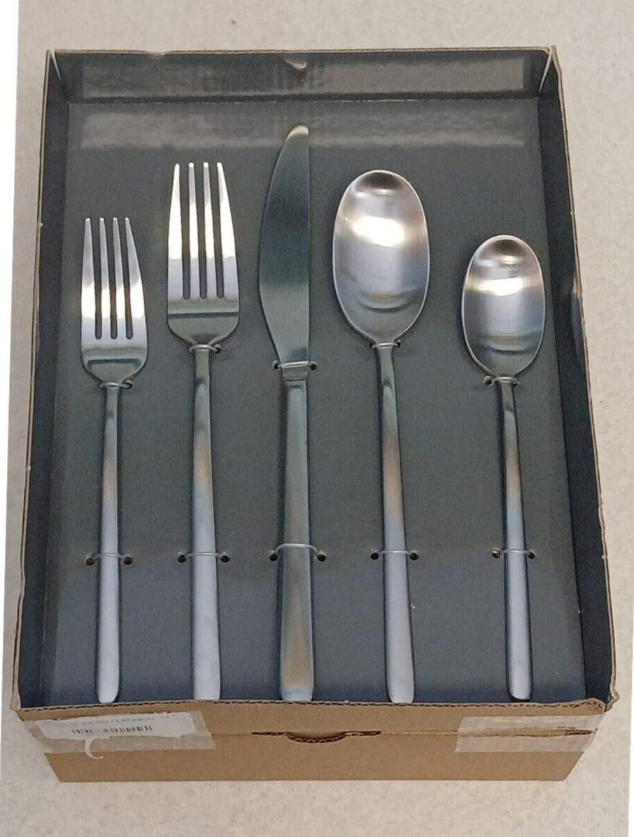 Member's Mark Stainless Steel Matte 20 Piece Set Traditional Style Dining NEW