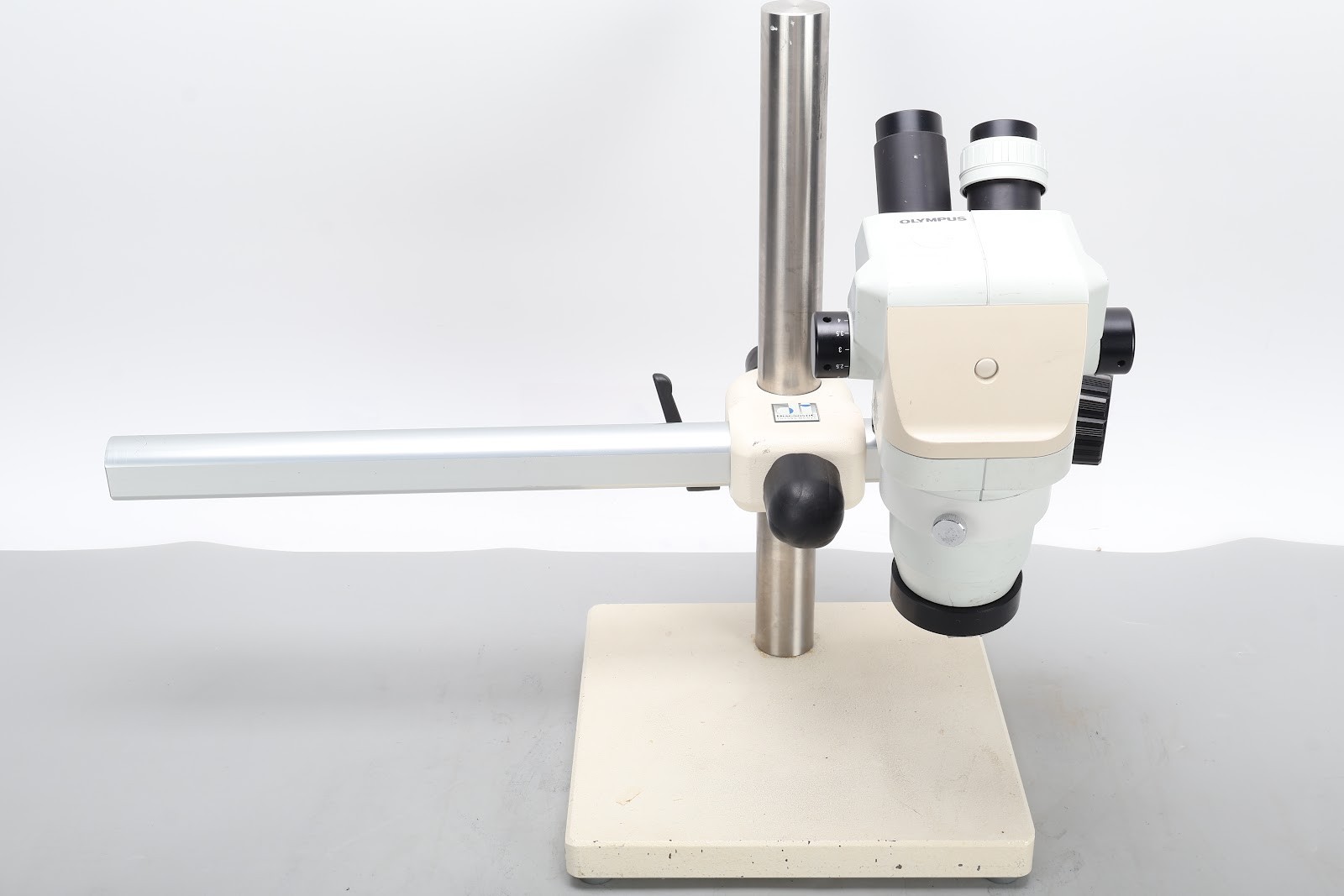 Olympus SZ4045ESD Microscope Head With Nikon Microscope Mount and Stand - Fair