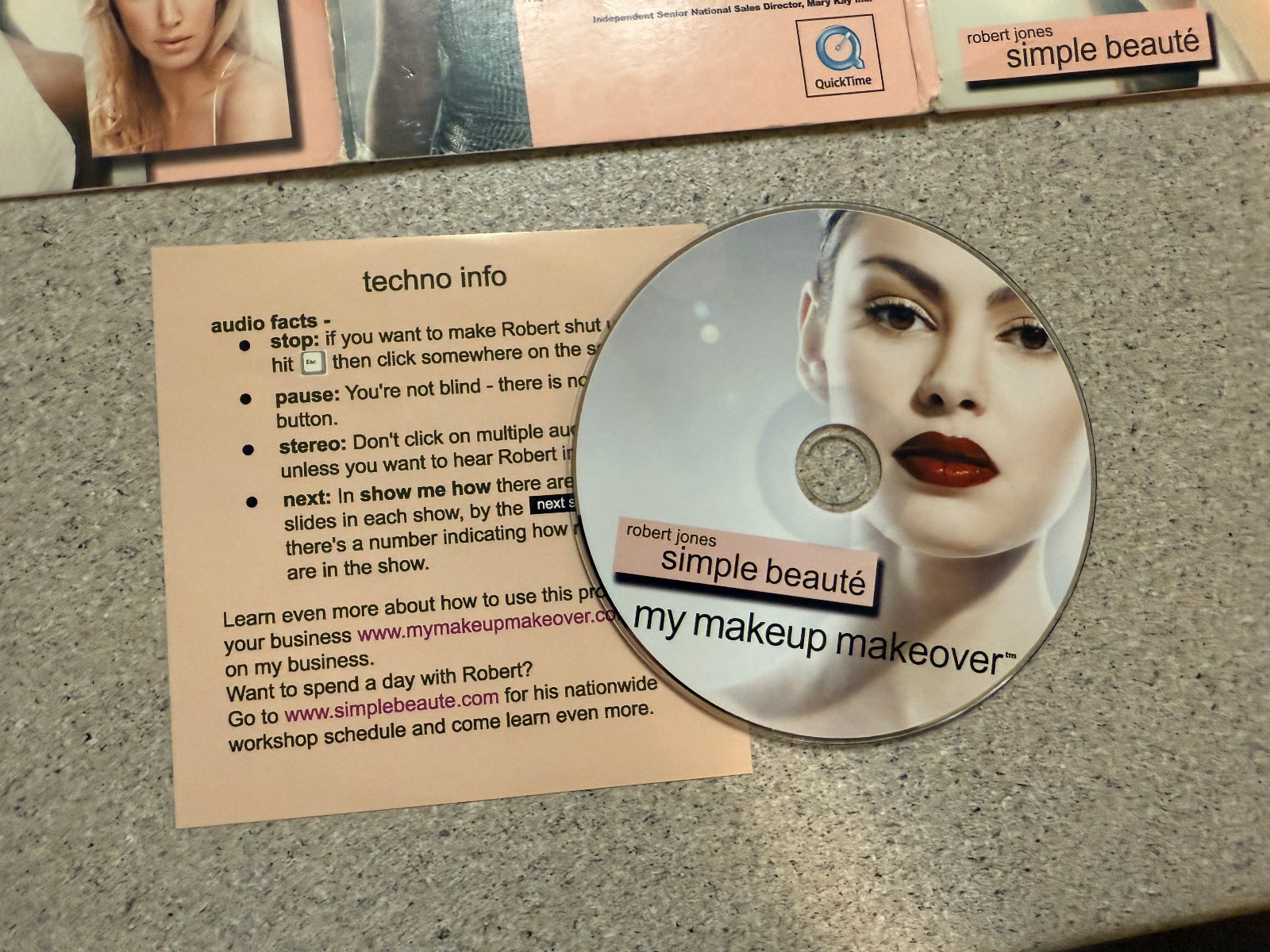 ROBERT JONES SIMPLE BEAUTE MY MAKEUP MAKEOVER PC. CLEAN
