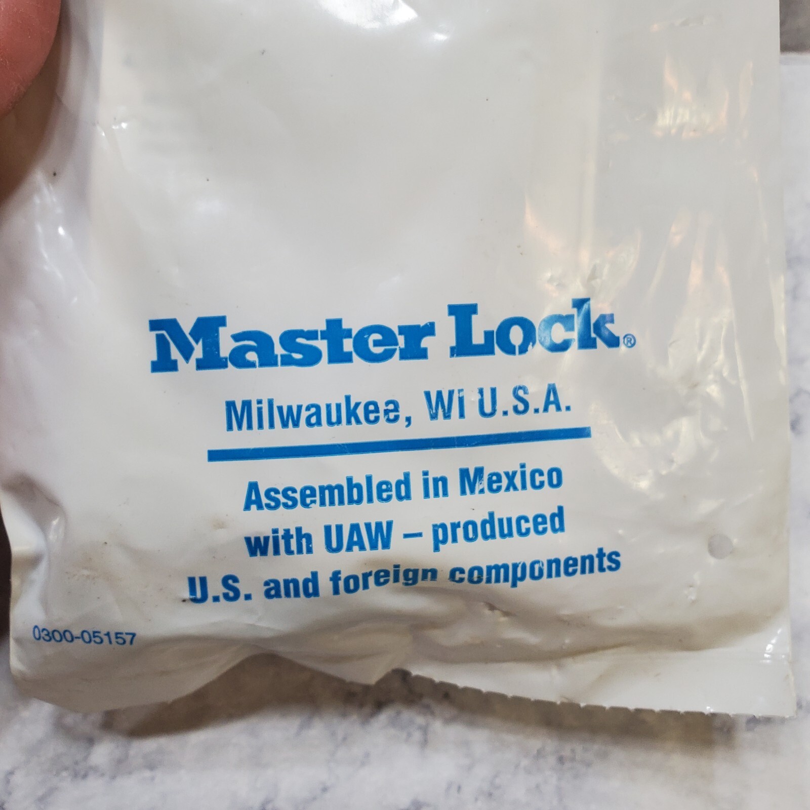 Master Lock #107 Gun Lock Vinyl Coated Cable Strap Keys 11" Total Length