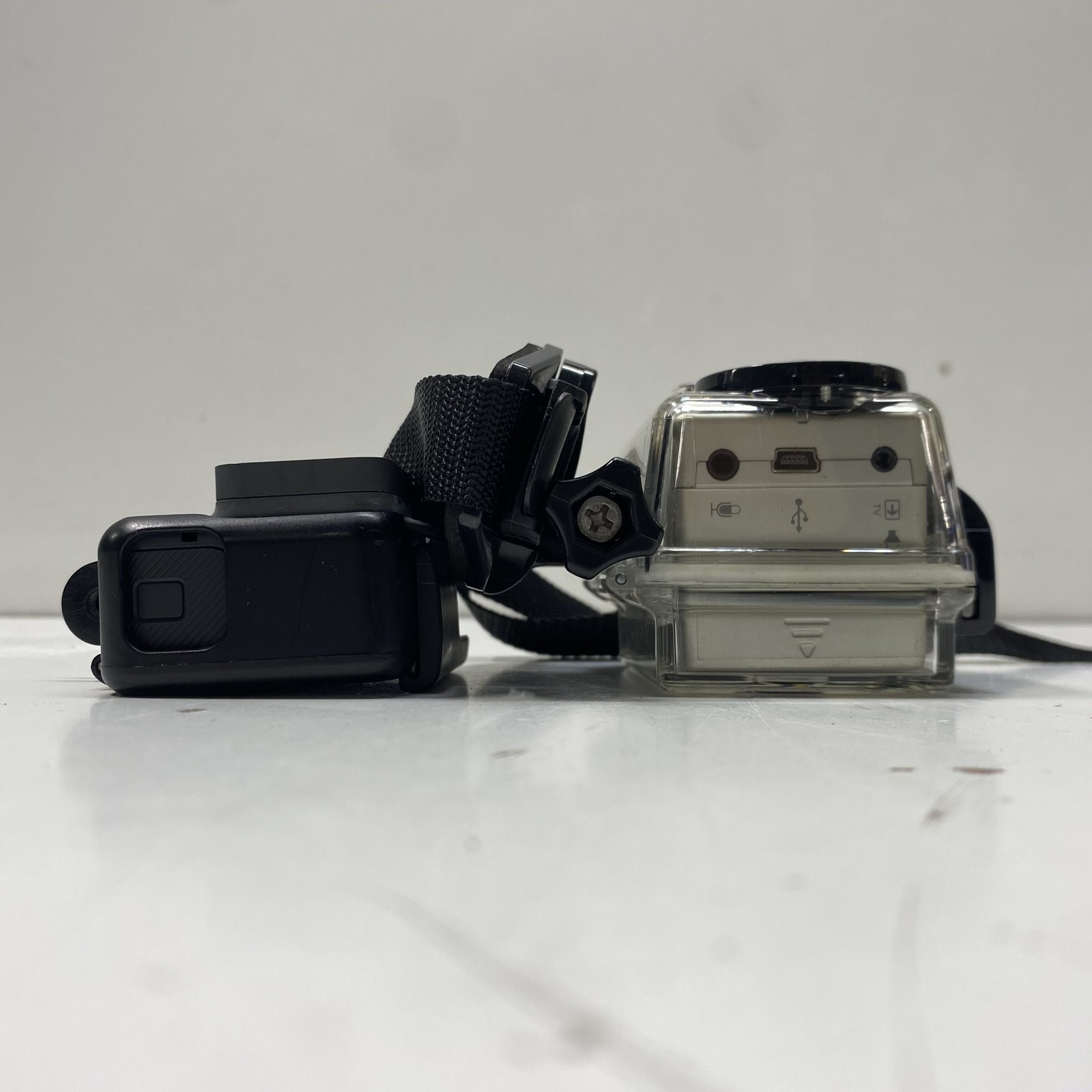 GoPro Hero+ & HD Hero2 Action Camera Bundle Lot With Cases & Mounts Tested