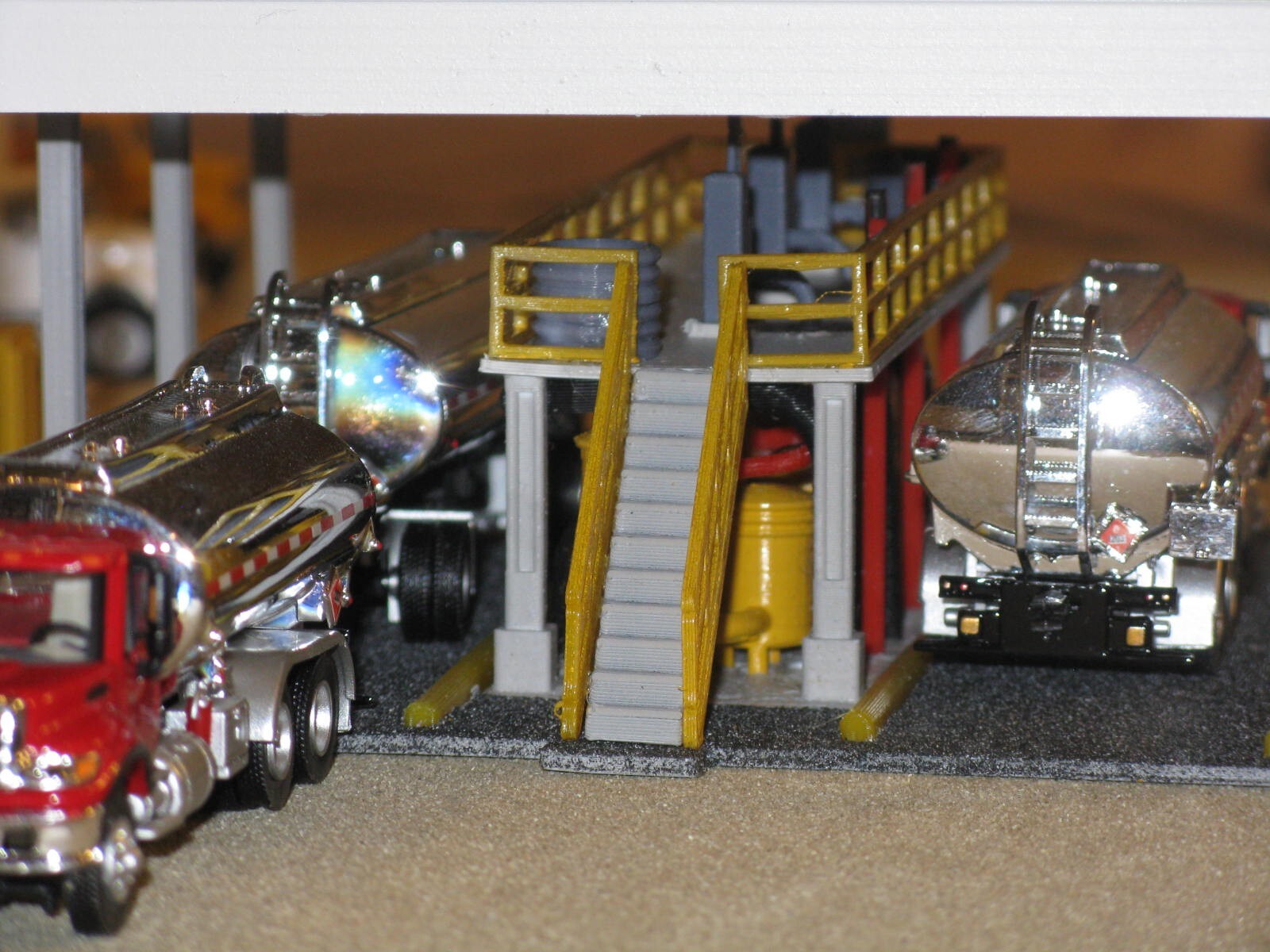 3D Printed Model Railroad Fuel Distribution Facility. O Scale