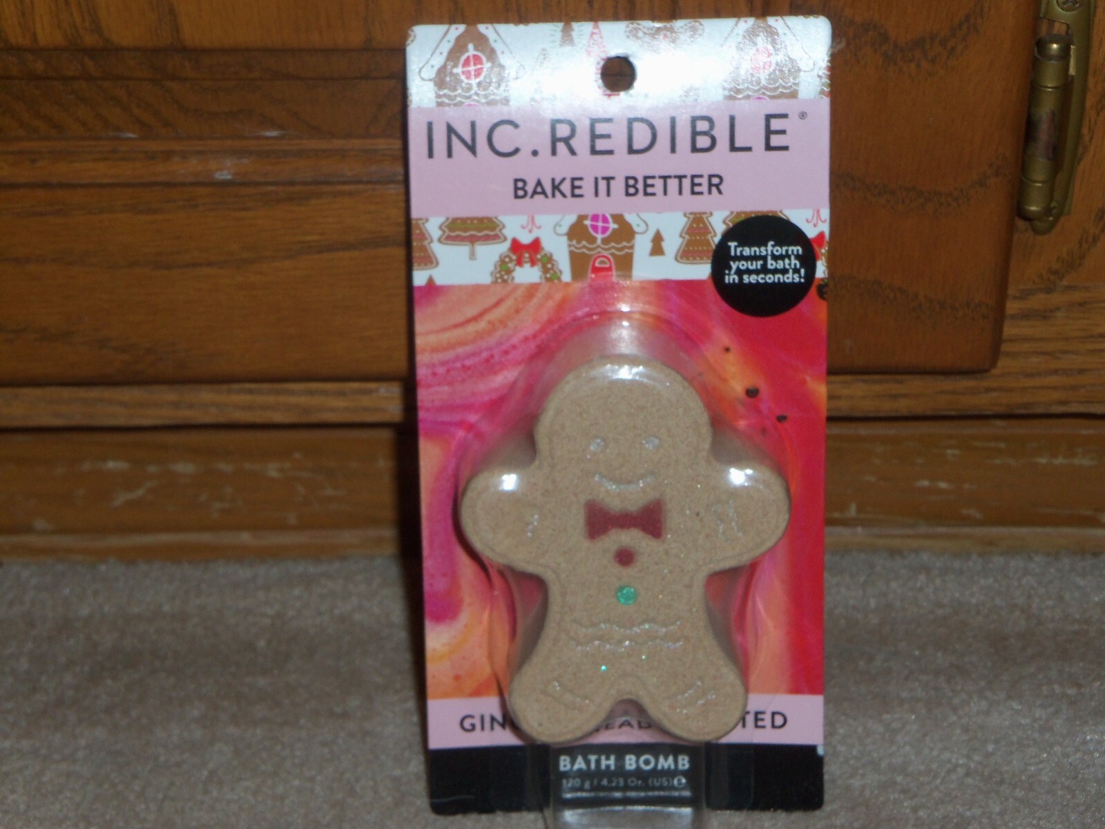 NEW, INC. REDIBLE - BAKE IT BETTER - GINGERBREAD SCENTED BATH BOMB