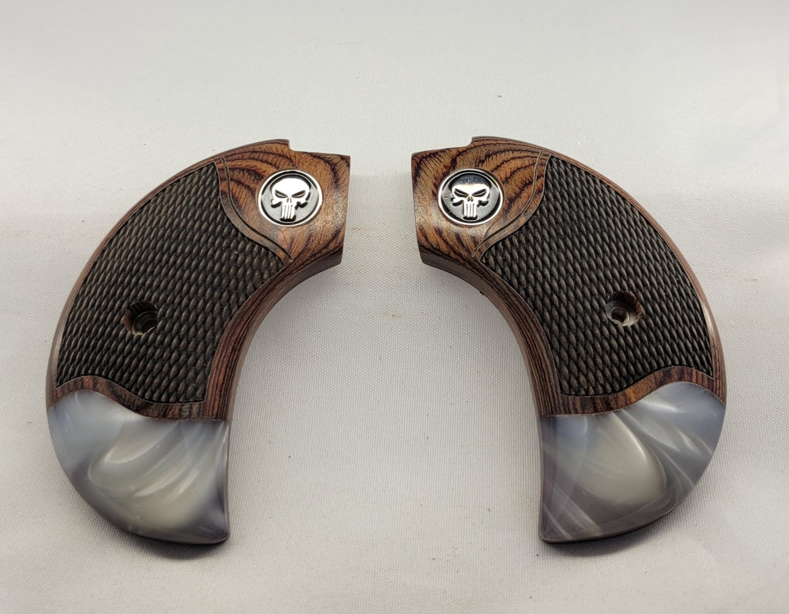Heritage Rough Rider Rosewood Birdshead Grips Pearl Acrylic Black Punisher Medal