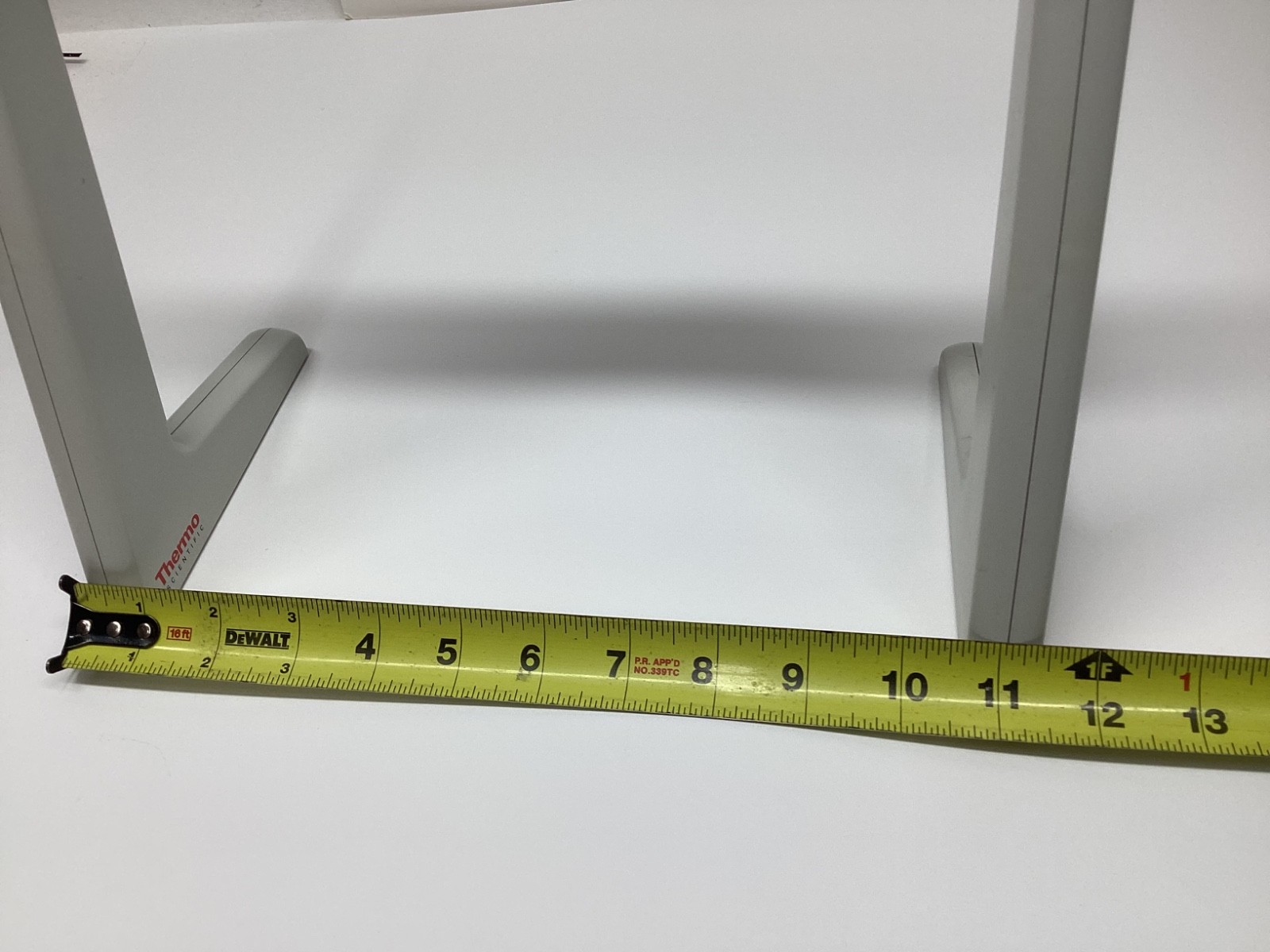 Thermo Scientific Gray Pipette Stand