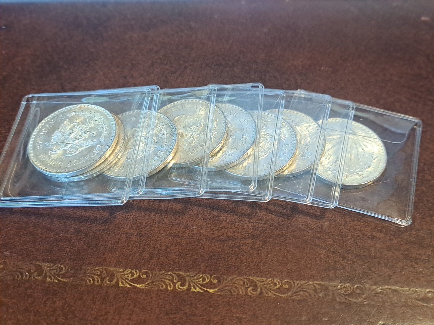8 Coin Mexico Un Peso 1943 x 5  1945 x 3  72% Silver 1 Pesos Mexican 72% Silver
