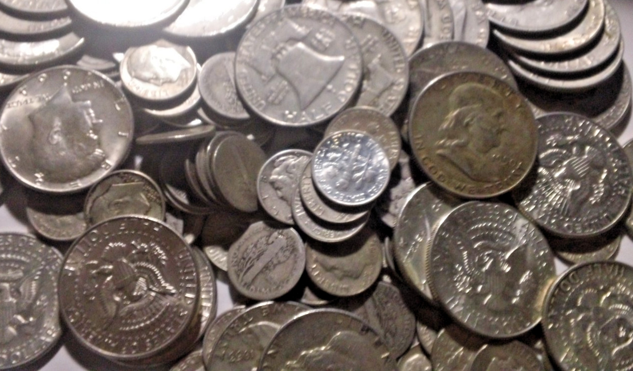 $1.00 Face Value 90% silver pre 1964 Coins, random mix and dates our choice !