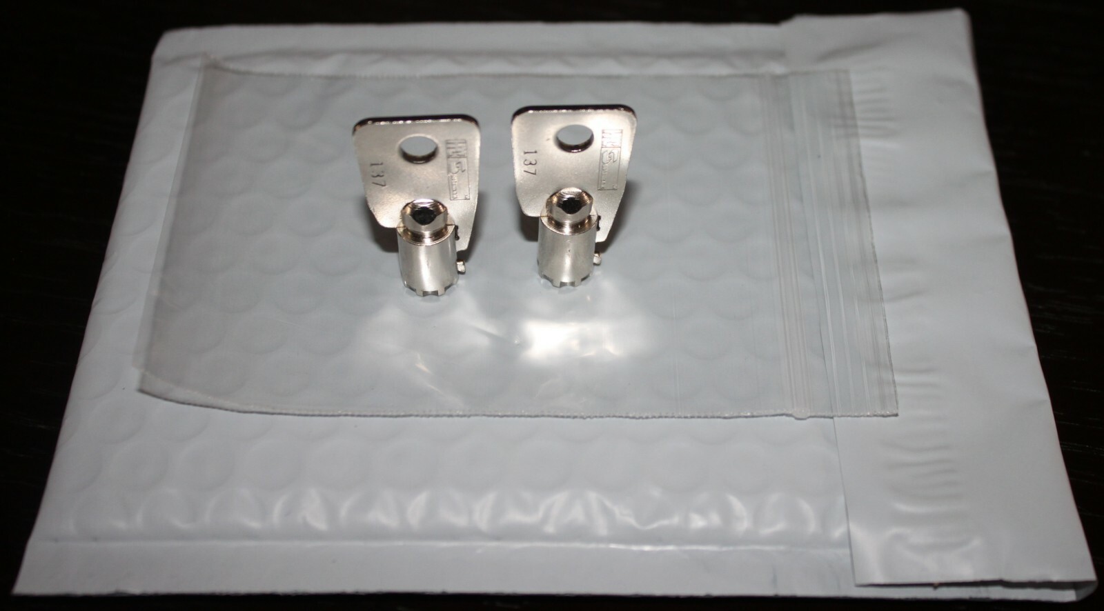 HMC7251 to HMC7500 2-NEW KEYS FOR Protex Gun Wall Safe Homak. Replacement KEY