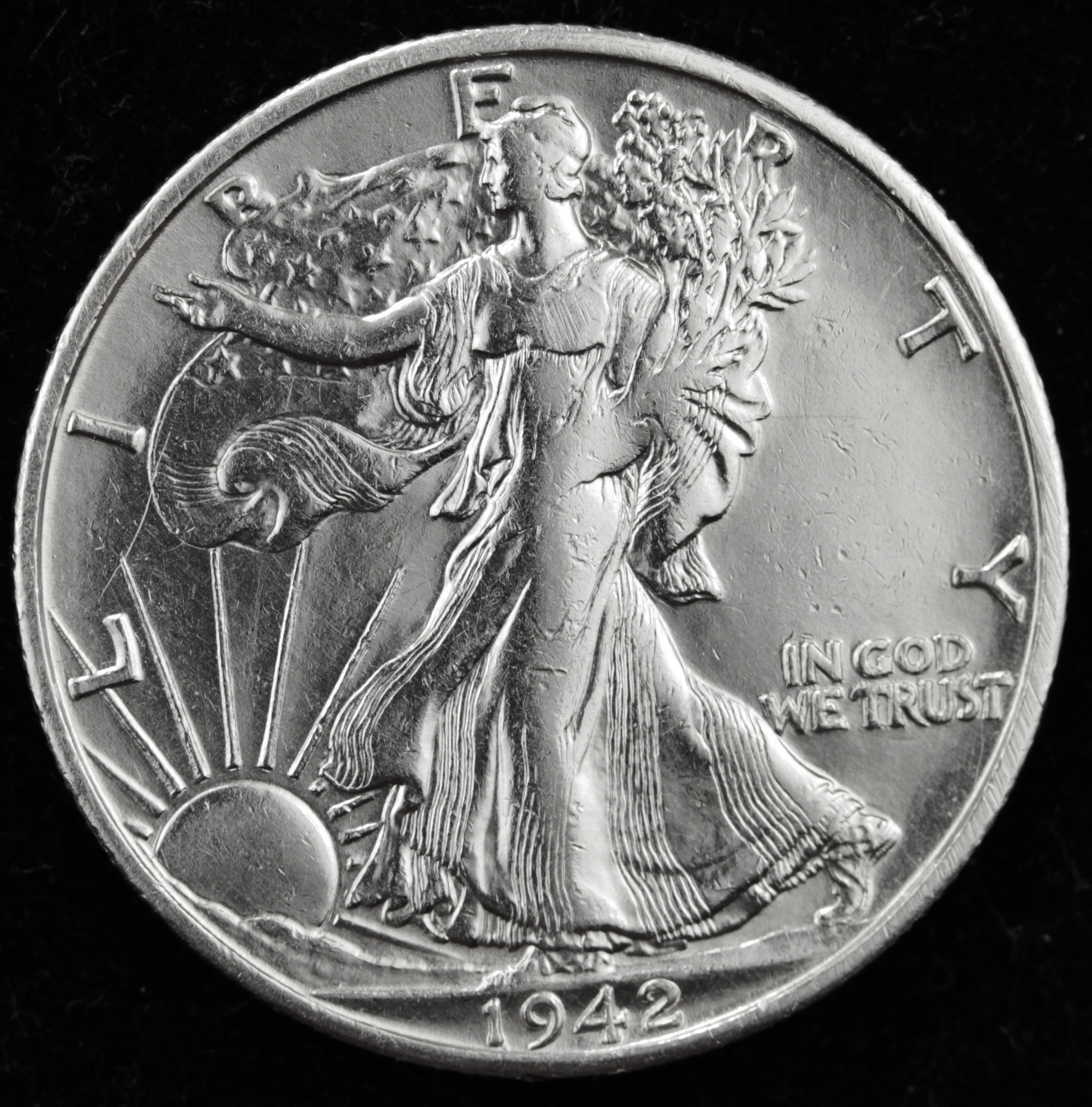1942-s Walking Liberty Half.   BU.  (Inventory F)