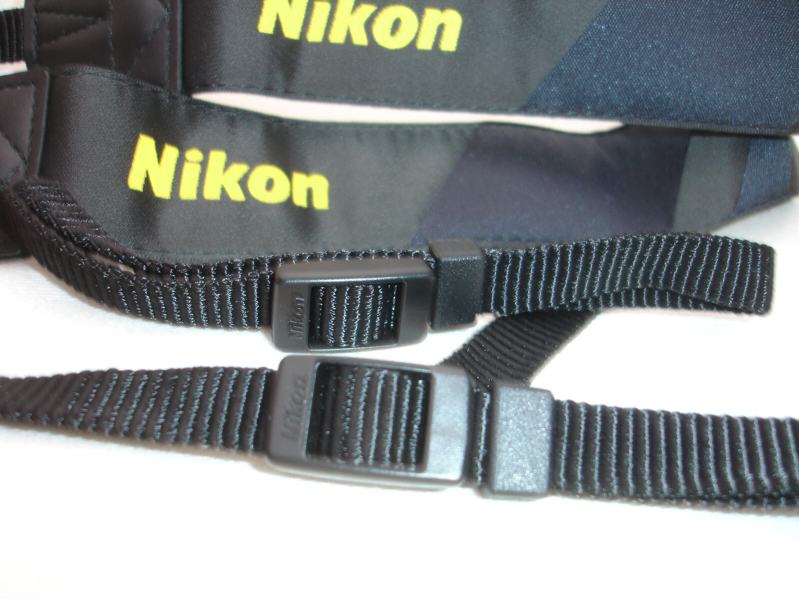 Nikon Camera Neck Strap, Black, Genuine, NEW