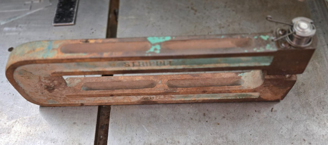 Strippit 12 BN 1-1/4 C-Frame Complete with Punch and Die some grinding on front