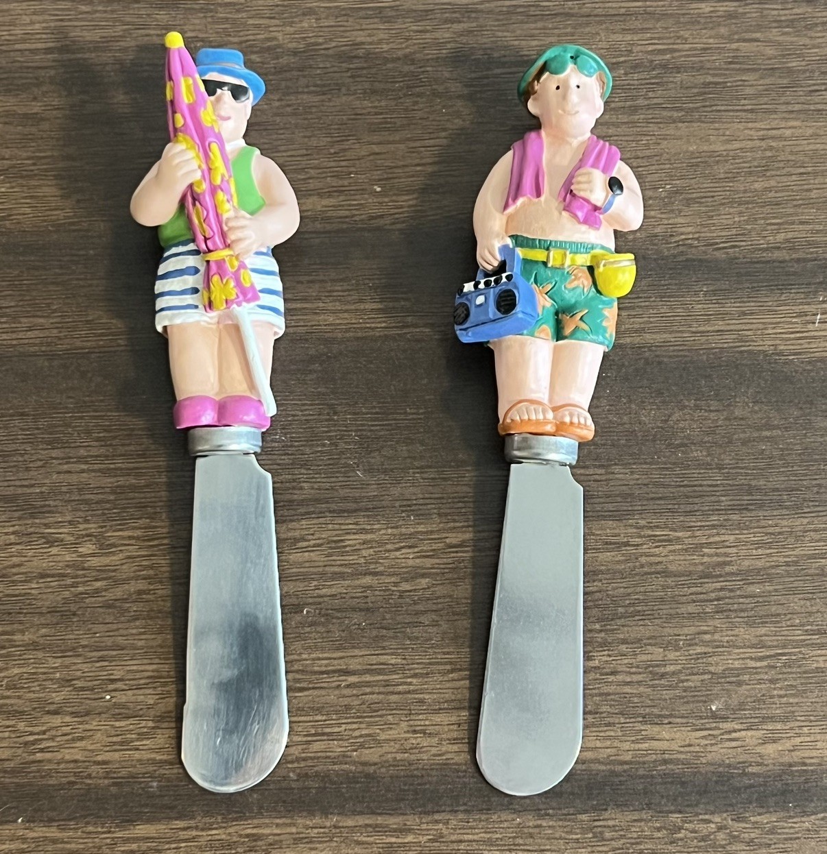 NWOB Cardinal, Inc. Hors D’oeuvres Spreaders-Set of 2 Senior Citizens at Beach