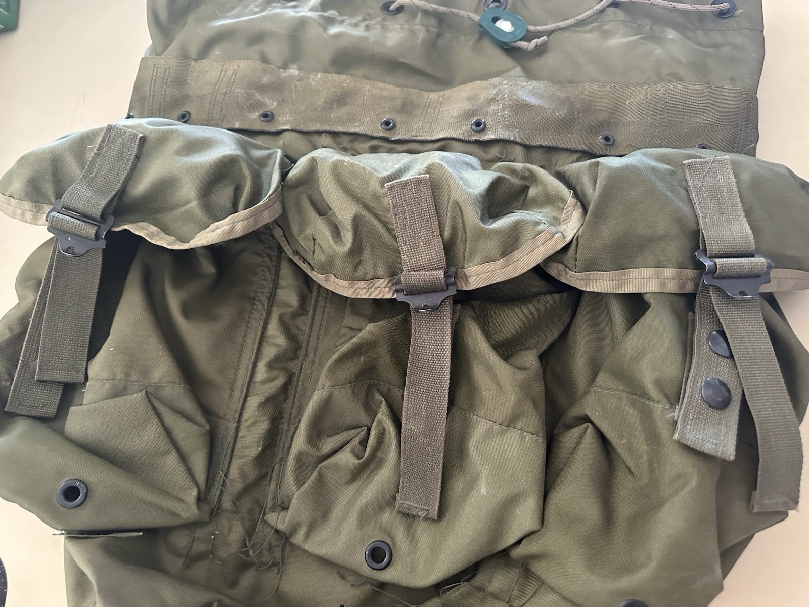 VTG 1977 Combat Field Pack Olive Drab Nylon Backpack Medium No Frame/ Straps