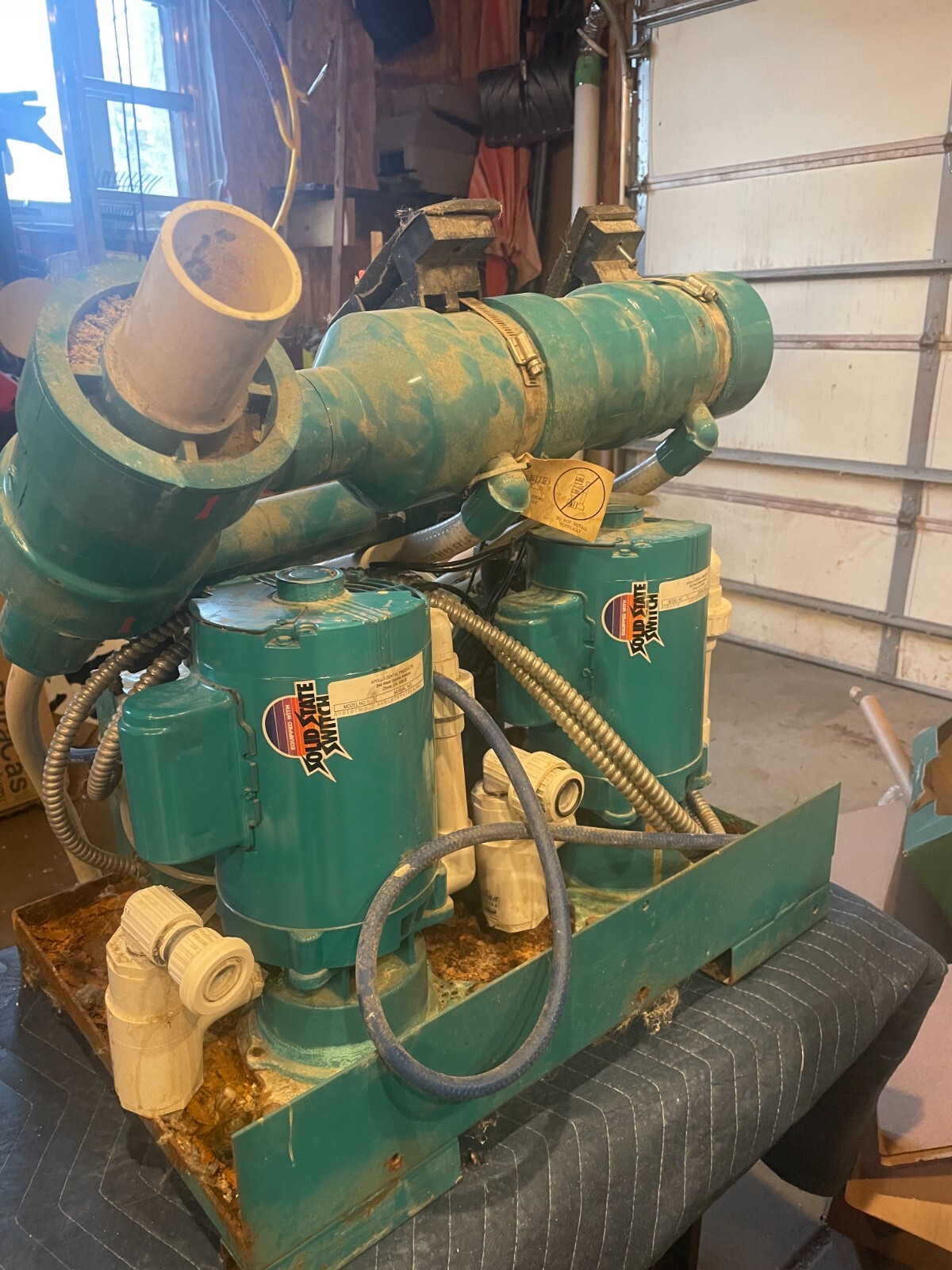 Apollo Dental Products Vacuum Unit  Model AVB15SR 1.5Hp USED