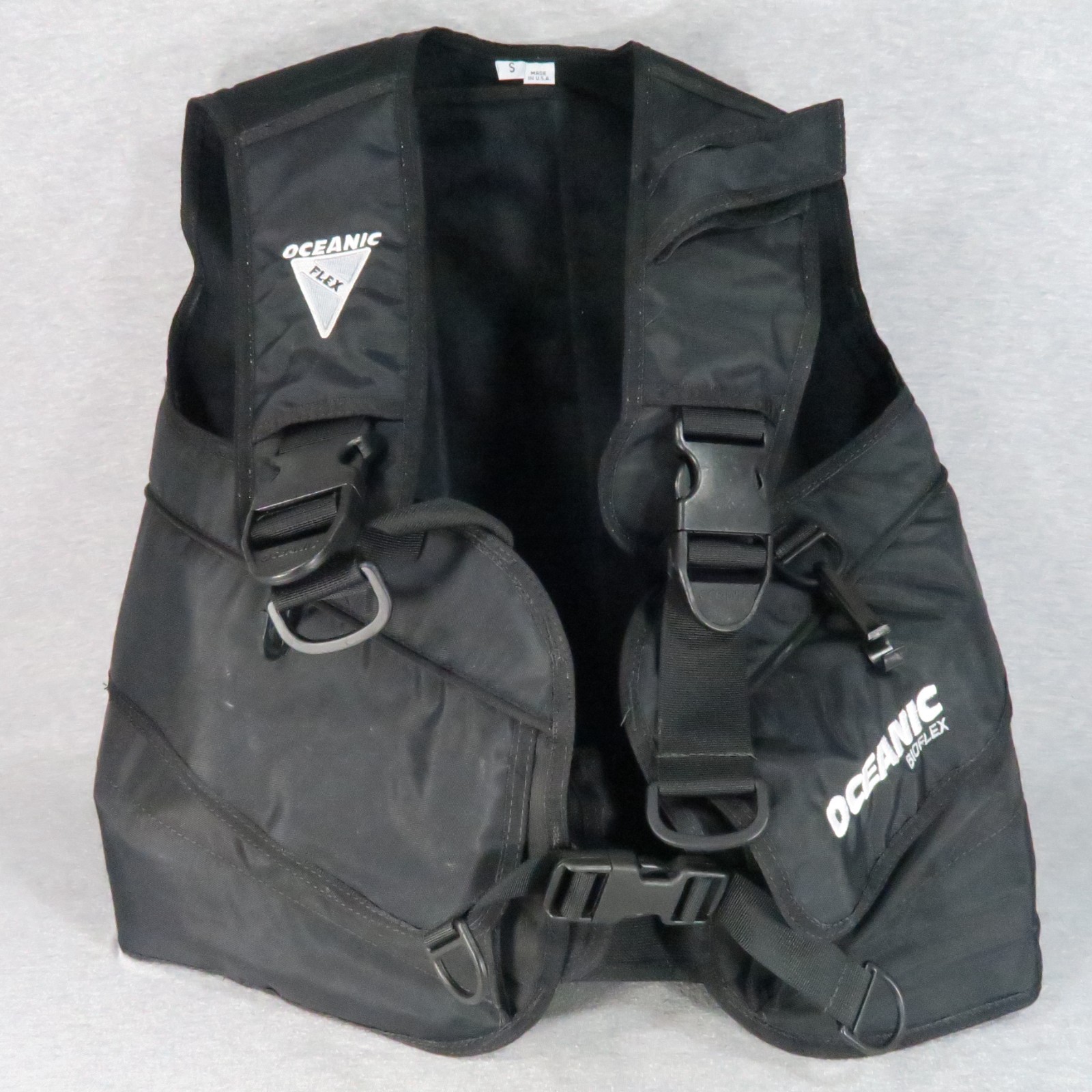 Oceanic Flex Bioflex Scuba Diving Vest Buoyancy Control Device (BCD) Small Black