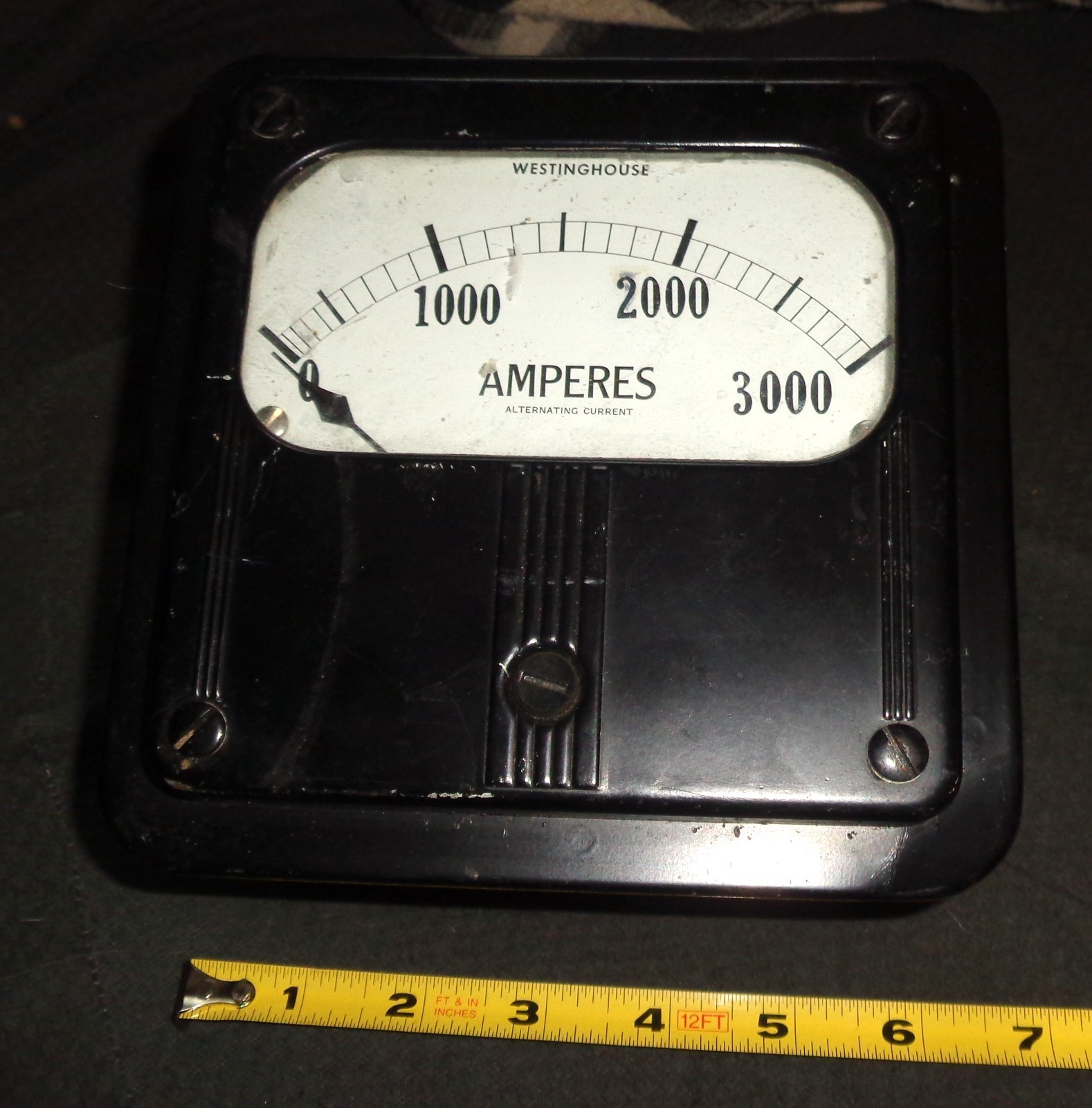 Vintage Alternating Current Amperes Amp Meter 0-3000 Amps KA-25