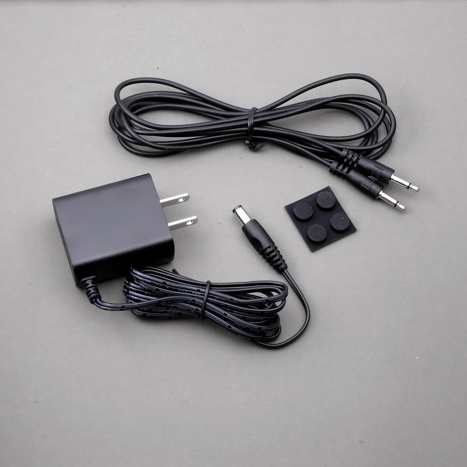 Automatic Amp/Speaker Selector by BobWire, Model SPK1 - Switch Operates by Audio
