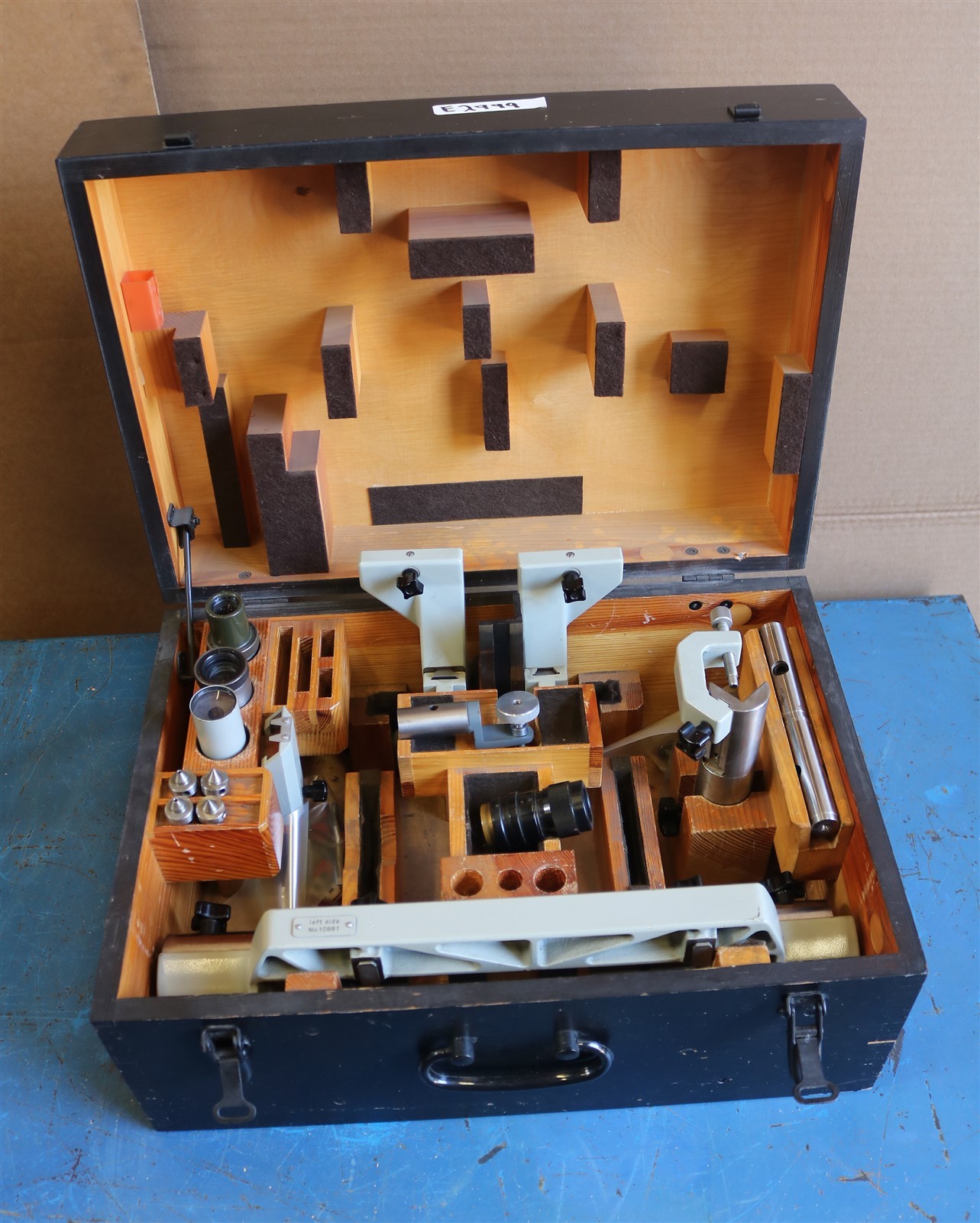 Carl Zeiss Jena comparator Or Microscope Acessory Kit ? - - - E2999