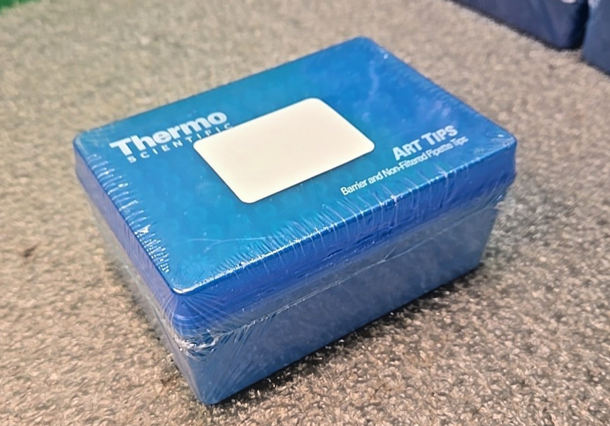 BOX OF 96 NEW THERMO ART 10 REACH BARRIER 10uL PIPETTE TIPS 2140 | NEW SEALED Pk
